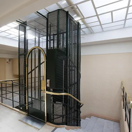 T2 Avec Vue Au Palais Lumiere * Ла-Сьота