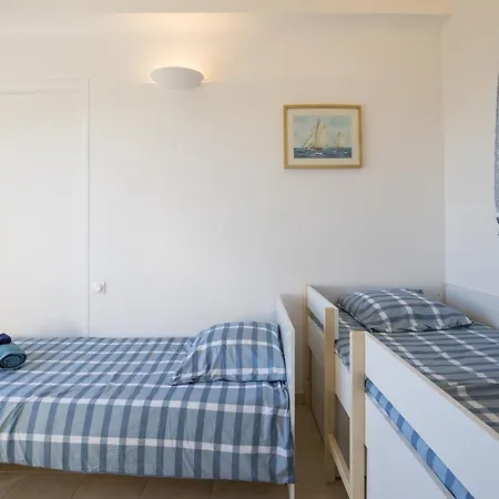 T2 Avec Vue Au Palais Lumiere Ла-Сьота