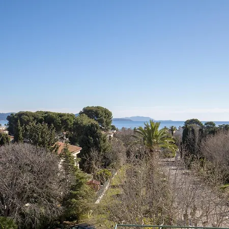 Апартаменты T2 Avec Vue Au Palais Lumiere