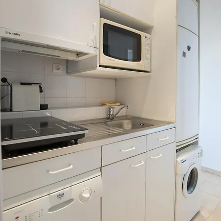 T2 Avec Vue Au Palais Lumiere *